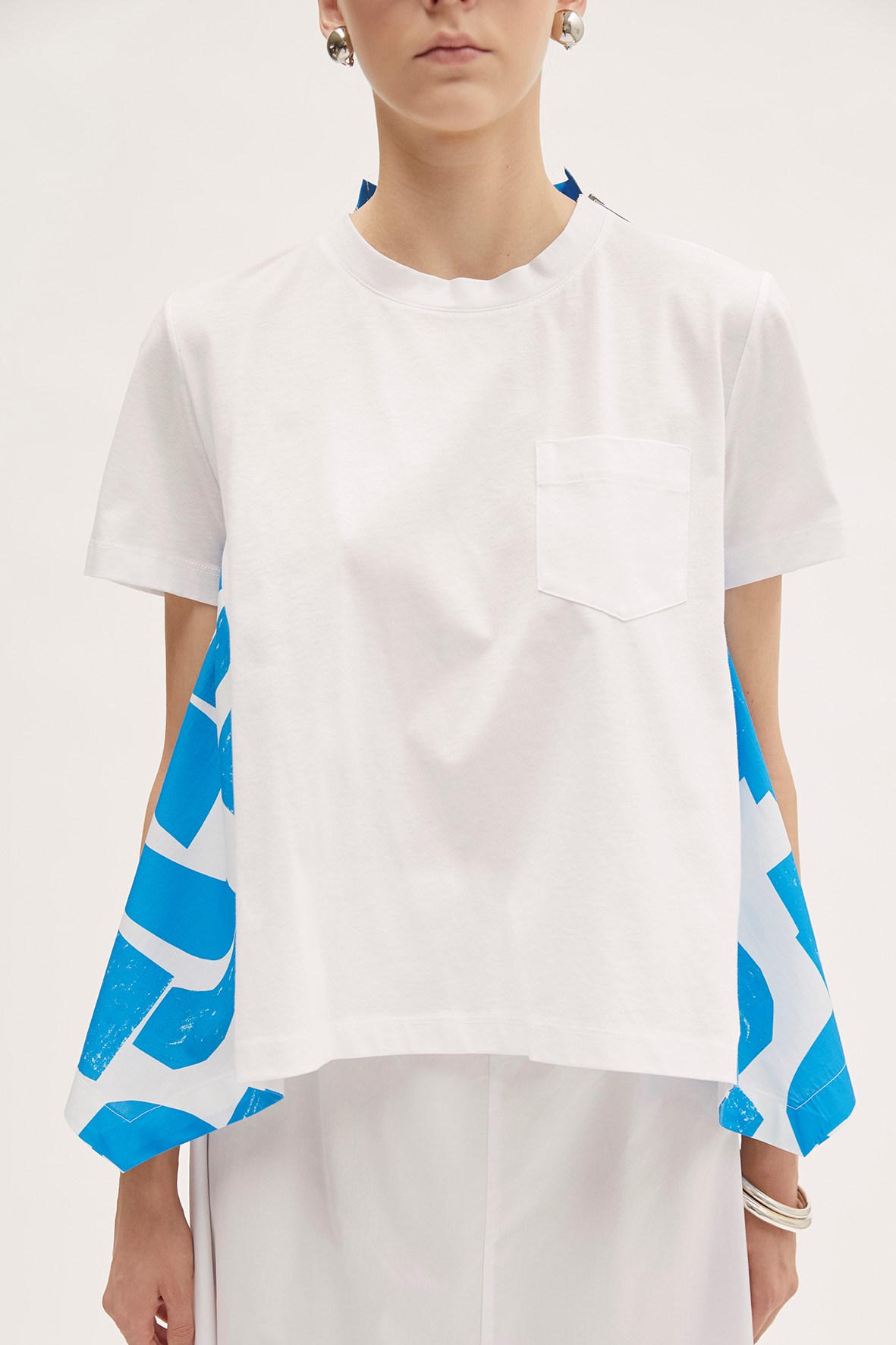Picture of TOP W/ ABSTRACT BLUE