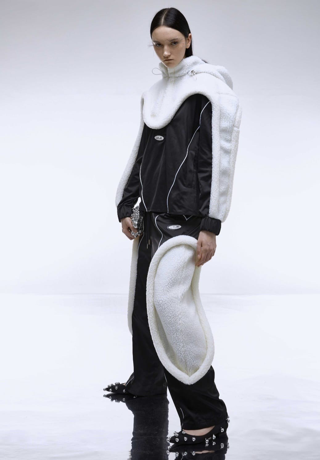 Picture of PRETZEL  HOODED JACKET